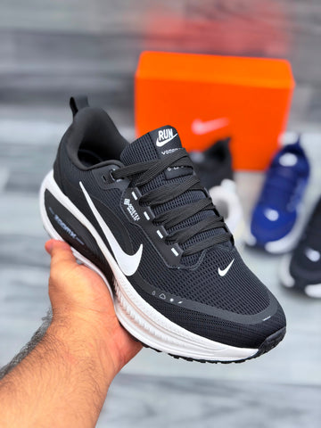 Nk Vomero 18  - Black/White