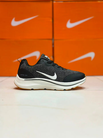 Nk Pegasus Ultra Lite - Grey/White