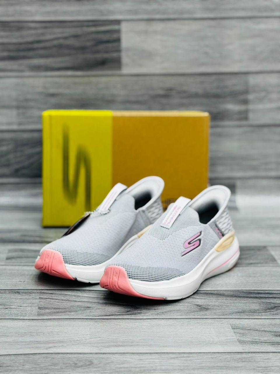 Skechers Hyper Burst - Light Grey