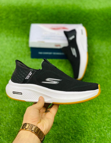 Skechers Slip Ins - Black