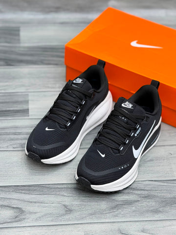 Nk Vomero 18  - Black/White
