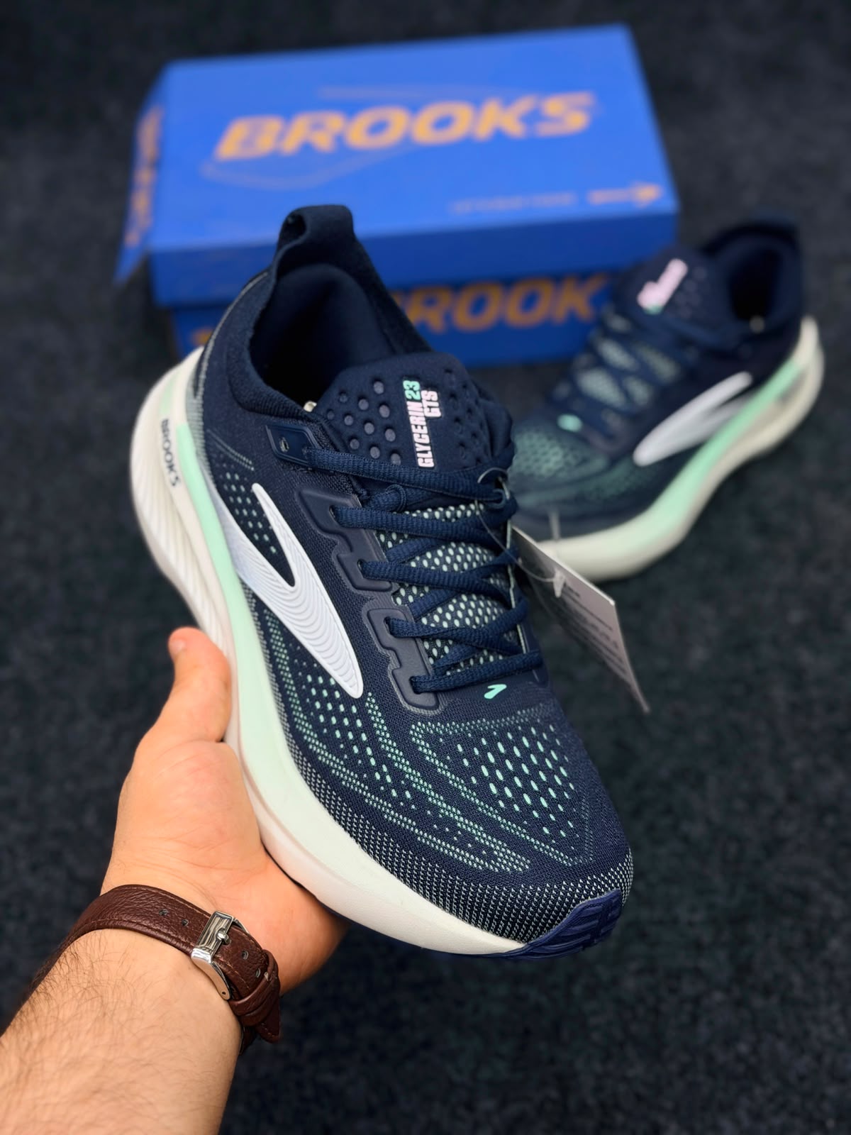 BROOKS GLYCERIN GTS 23 - Spellbound