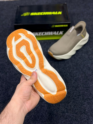 Skechers Slip ins Skech Walk Carbon Infused - Khaki