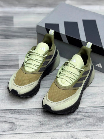 AD Ultra Boost 5 - Army Green