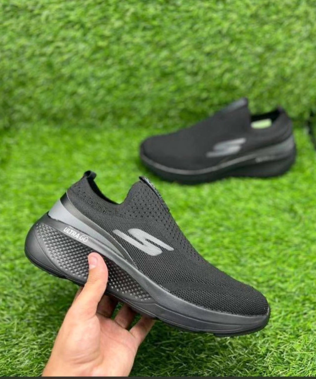 Skechers Ultra Go - All Black