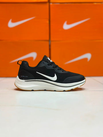 Nk Pegasus Ultra Lite - Black/White