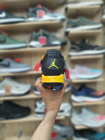 Nk Air Jordan 4 Black/Yellow