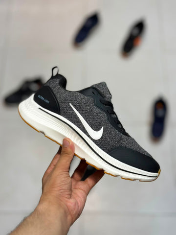 Nk Pegasus Ultra Lite - Grey/White