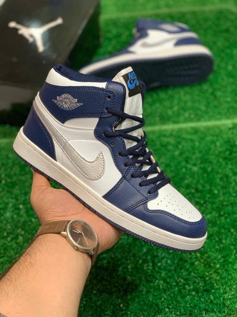 Air Jordann 1 “Midnight Navy”