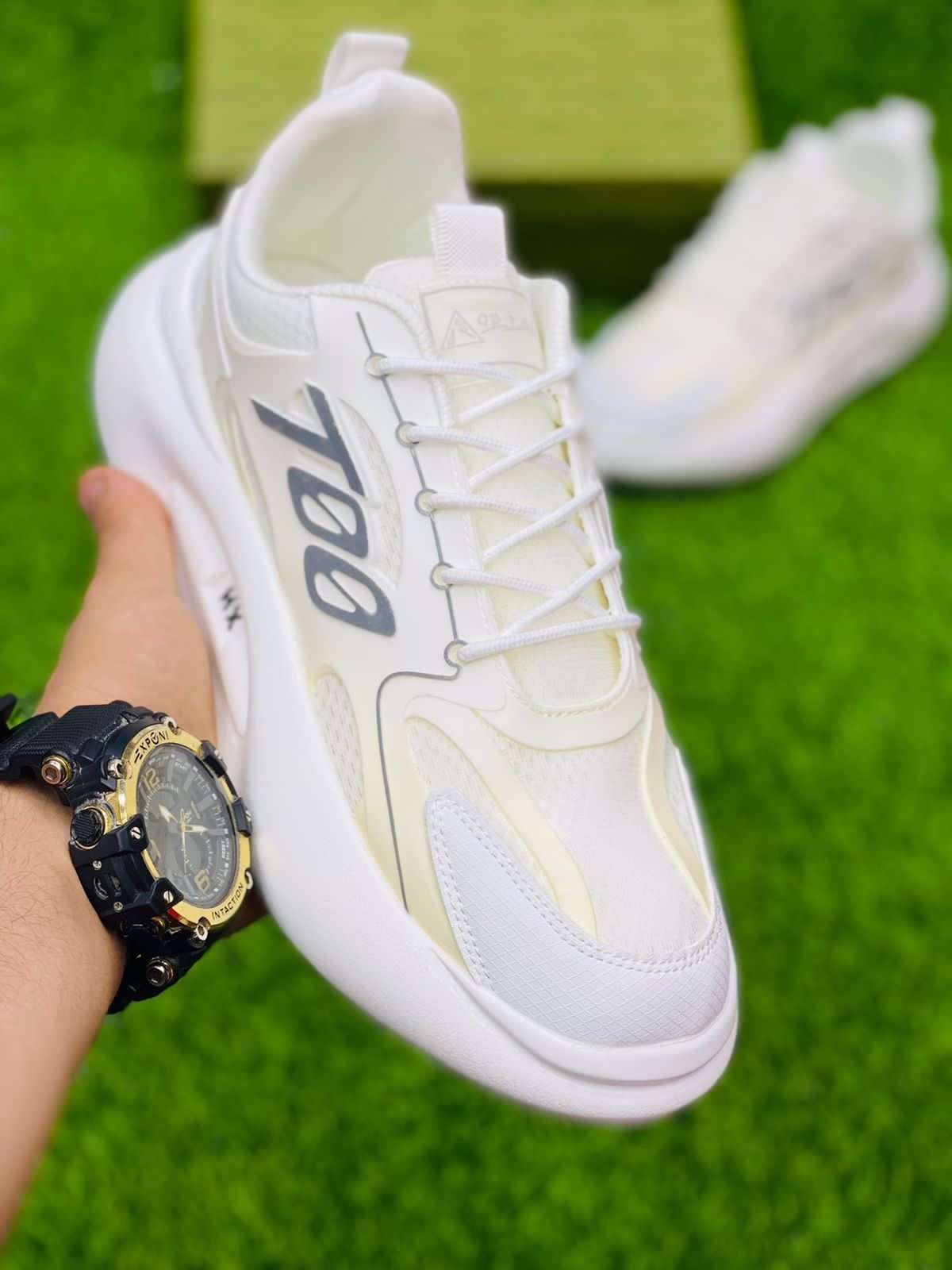 Fashion Sneakers - White