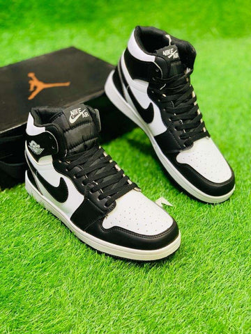 Air Jordann 1 Mid Panda