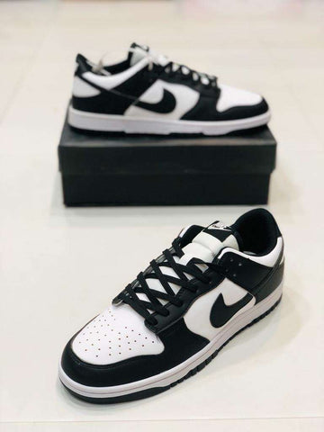 Nk Sb Dunk Black/White