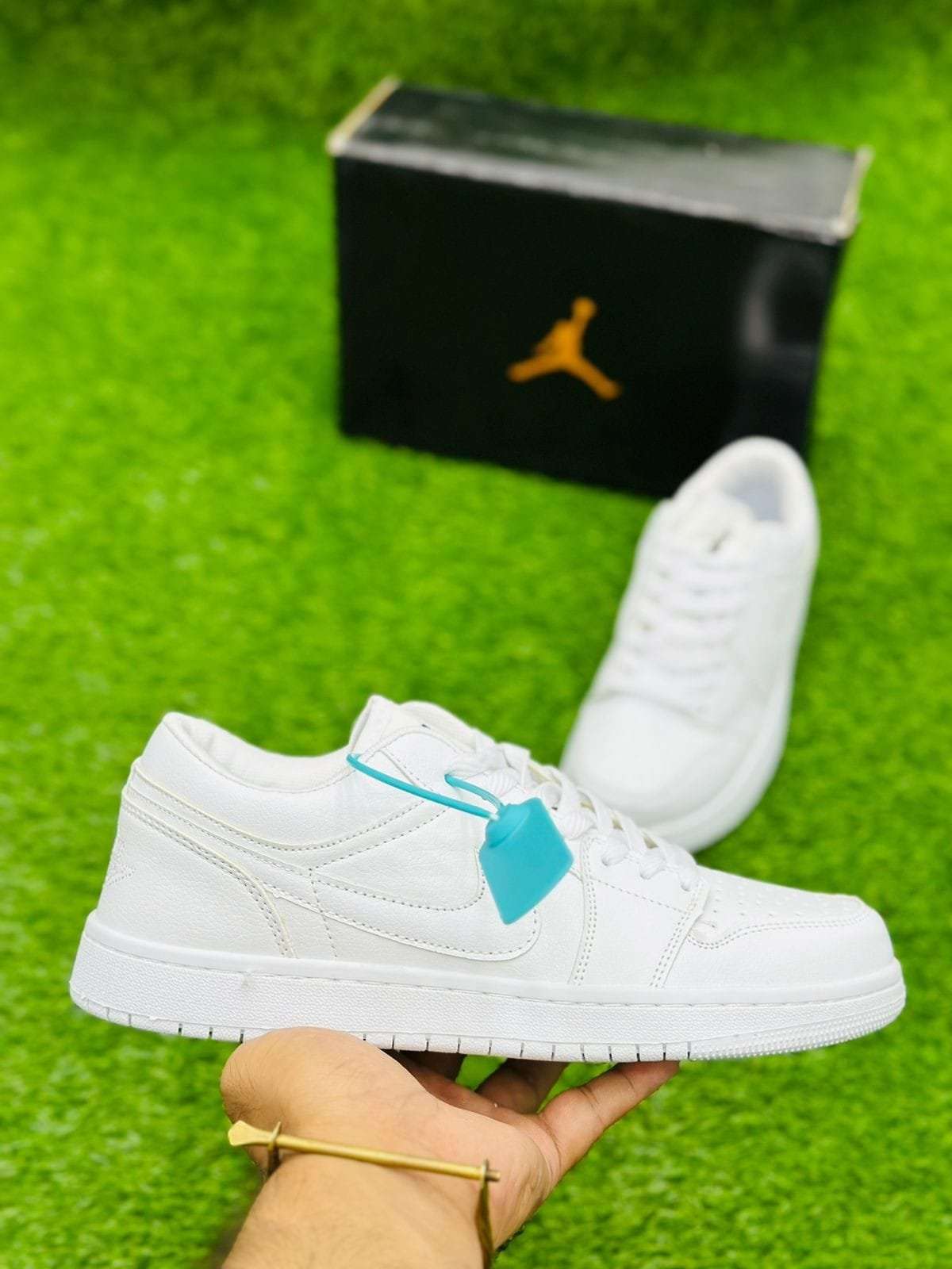 Air Jordan 1 Low All White