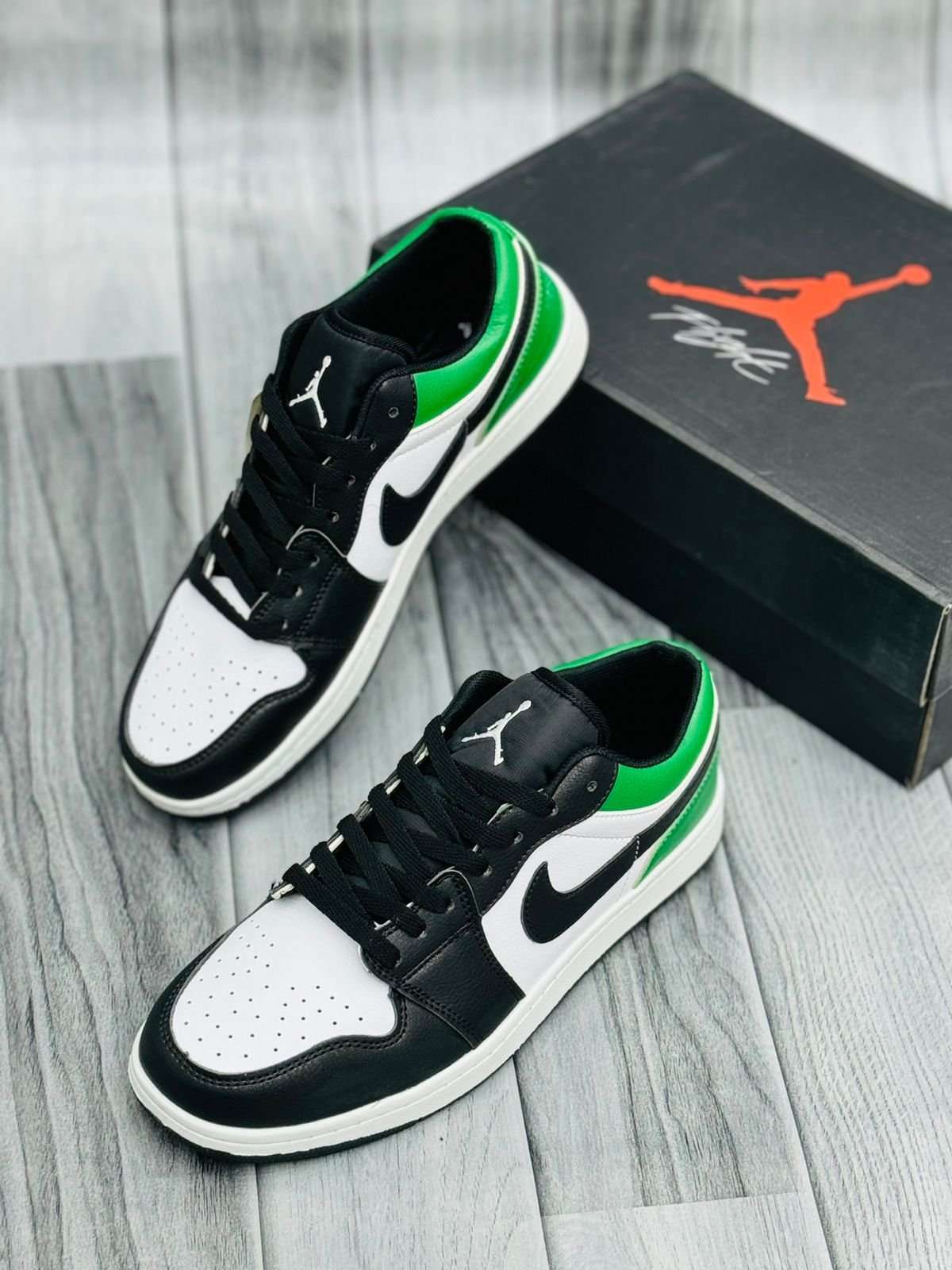 Nk Airr Jordann 1 Black/Green