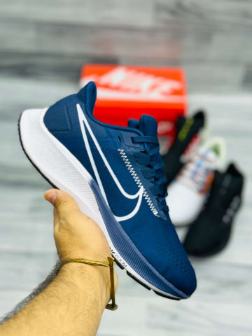 Nk Zoom PEG 38 Blue/White