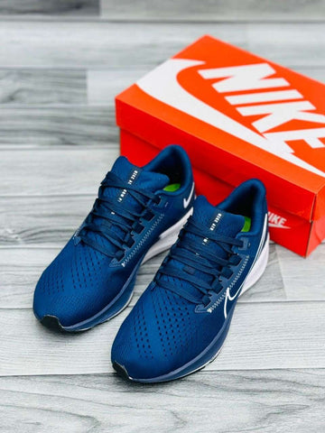 Nk Zoom PEG 38 Blue/White